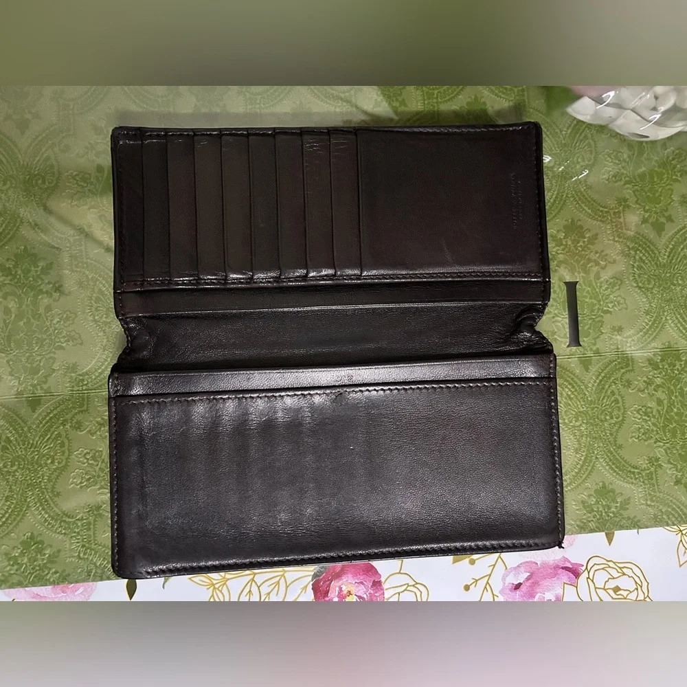 Father’s Day Bottega Veneta Black Woven Leather Wallet